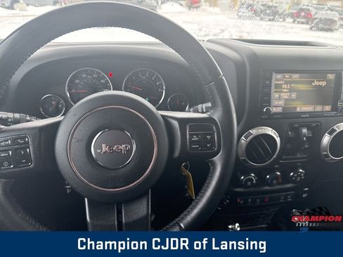 Used 2016 Jeep Wrangler Unlimited Sahara w/ Connectivity Group image 21