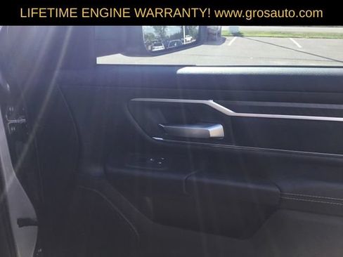 Used 2025 RAM 1500 Big Horn AWD/4WD image 32
