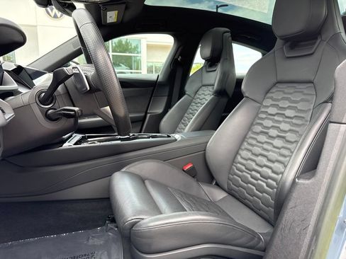 Used 2023 Audi e-tron GT Premium Plus w/ Performance Package AWD/4WD image 9