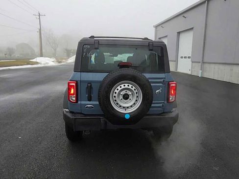 New 2025 Ford Bronco 4-Door image 7