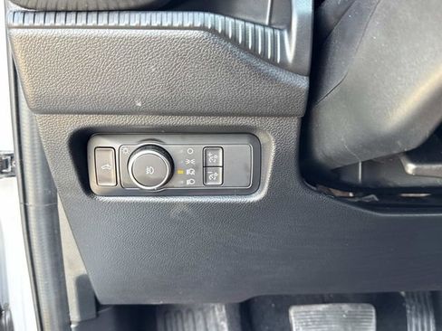 Used 2024 Ford Ranger XLT w/ Equipment Group 301A High image 33