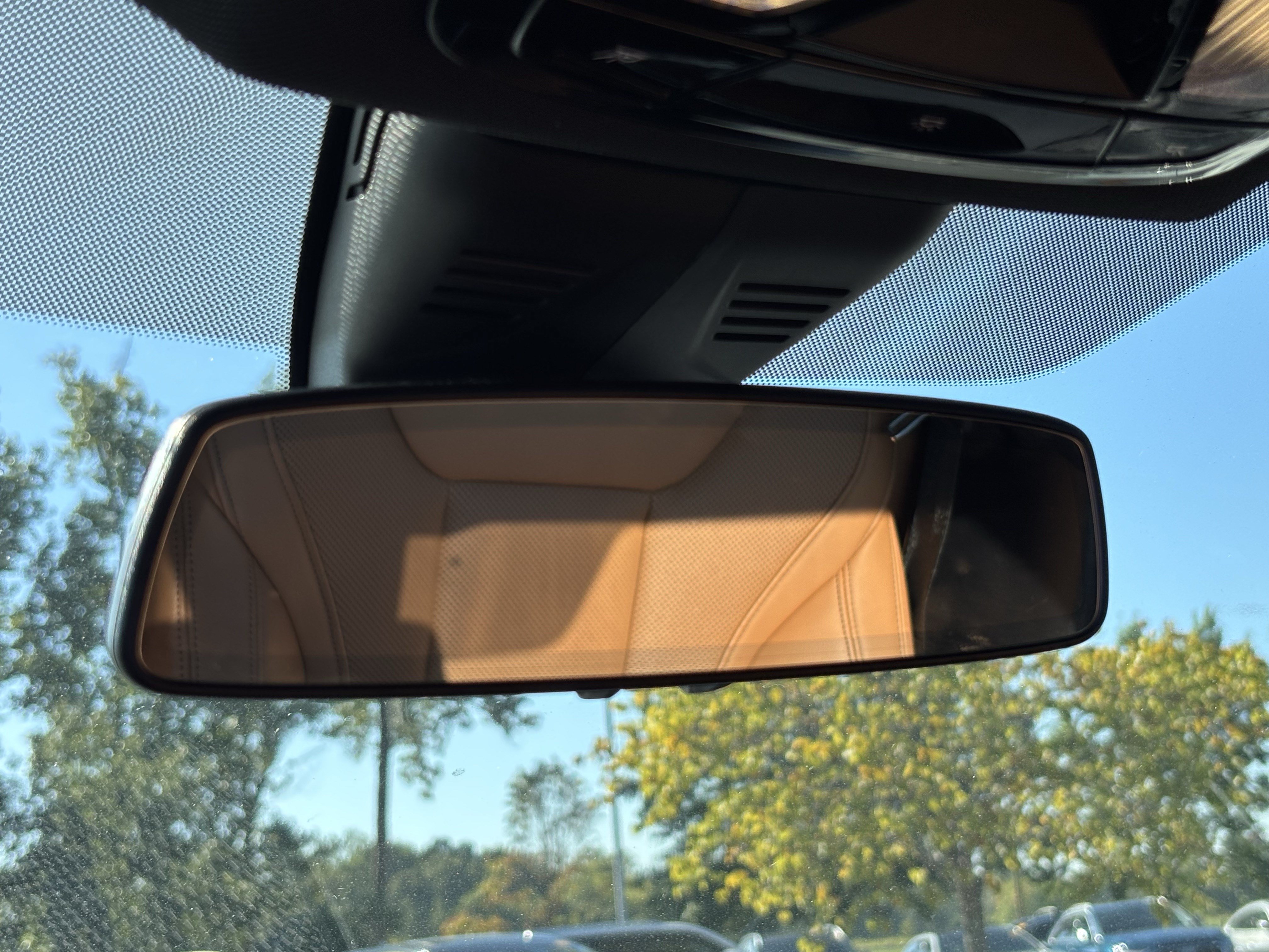 Certified 2023 BMW 330i Sedan RWD image 5