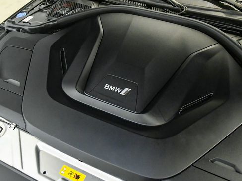 Certified 2023 BMW i4 eDrive40 w/ M Sport Package RWD image 26