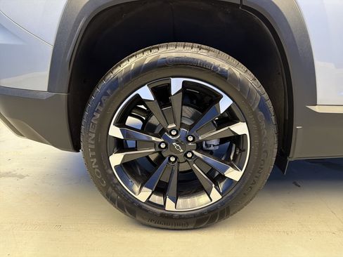 Used 2026 Chevrolet Equinox RS w/ LPO, Floor Liner Package image 9