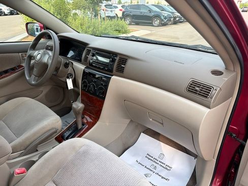 Used 2005 Toyota Corolla LE FWD image 13