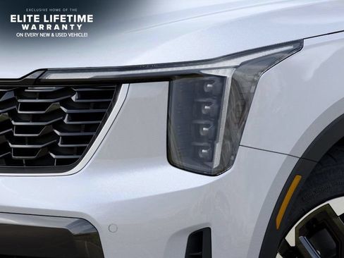 New 2026 Kia Sorento S w/ S Panoramic Sunroof Package FWD image 11