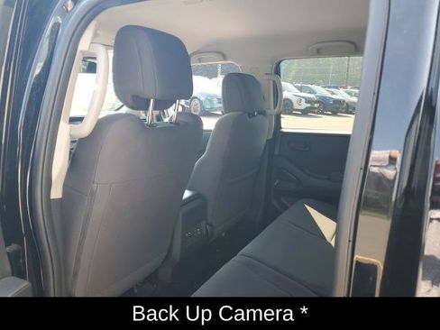 Certified 2024 Nissan Frontier S w/ Technology Package AWD/4WD image 18
