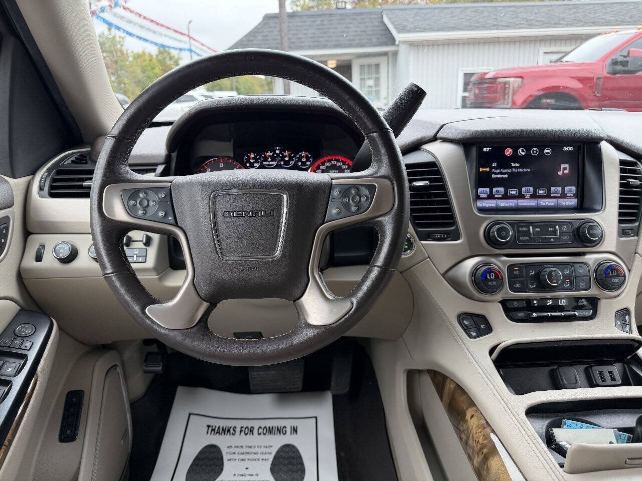 Used 2016 GMC Yukon Denali AWD/4WD image 12