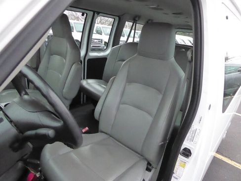 Used 2012 Ford E-350 and Econoline 350 XL w/ PWR Windows & Locks Group image 17