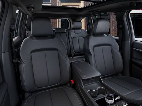 New 2026 Jeep Grand Cherokee Limited AWD/4WD image 16