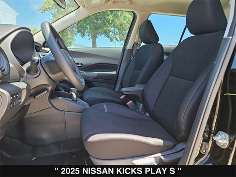 New 2025 Nissan Kicks Play S image 11