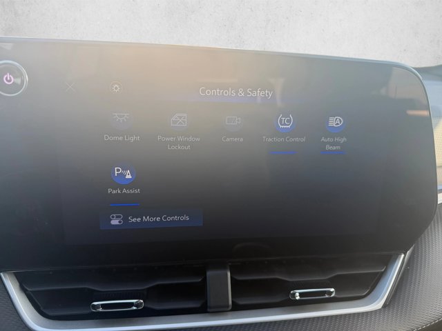 Used 2026 Chevrolet Equinox LT AWD/4WD image 14