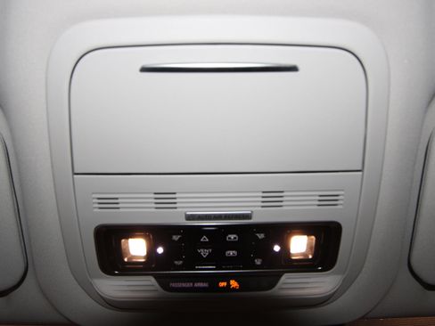 New 2026 Lincoln Nautilus Reserve image 21