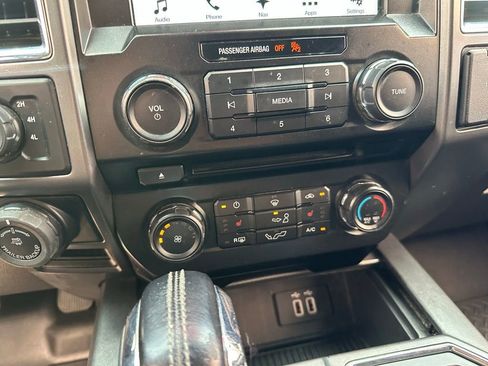 Used 2016 Ford F150 XLT w/ Equipment Group 302A Luxury AWD/4WD image 25