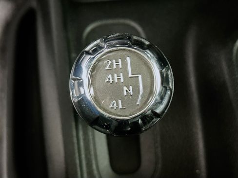 Used 2017 Jeep Wrangler Unlimited Sport w/ Quick Order Package 24S image 23