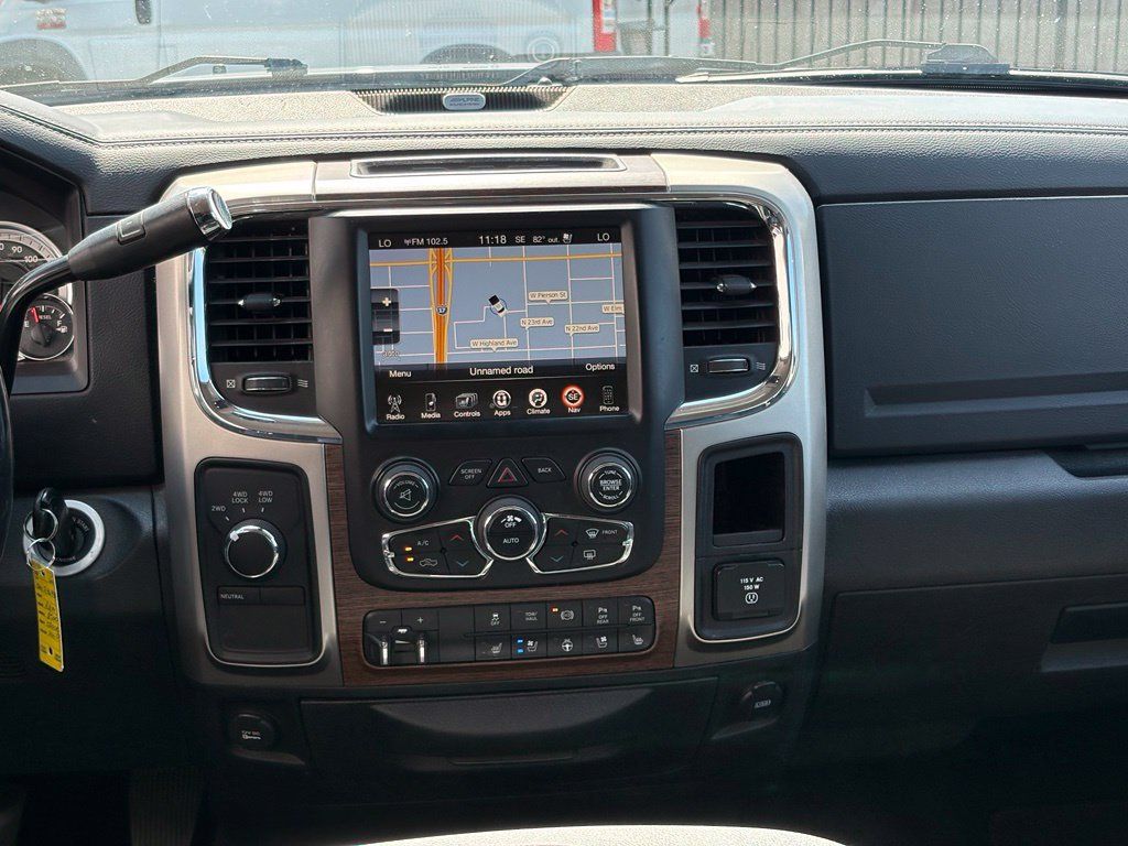 Used 2016 RAM 2500 Laramie AWD/4WD image 13