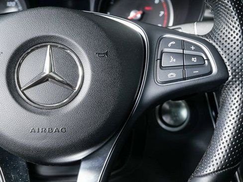 Used 2017 Mercedes-Benz GLC 300 image 10