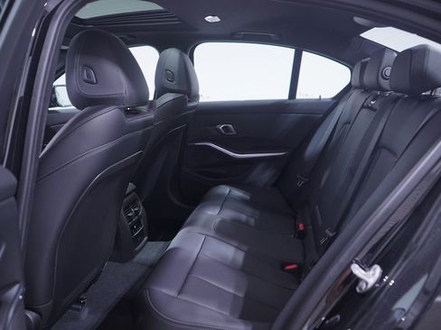 New 2026 BMW 330i Sedan w/ M Sport Package image 9