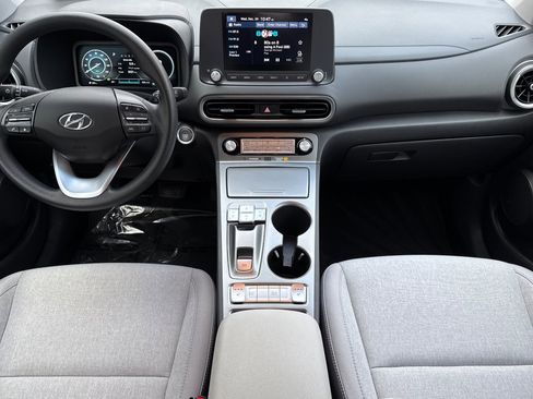 Used 2023 Hyundai Kona SE image 13