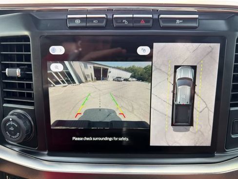 Used 2023 Ford F350 King Ranch AWD/4WD image 30