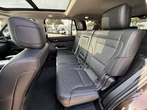 Used 2024 Toyota Sequoia Limited image 31