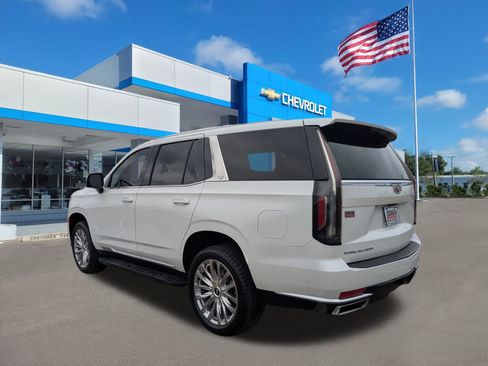 Used 2023 Cadillac Escalade Premium Luxury image 6