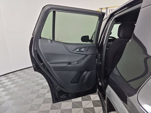 Certified 2025 Chevrolet Equinox LT FWD image 30