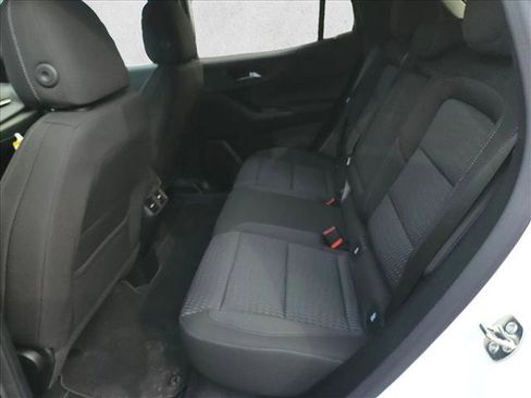 New 2026 Chevrolet Equinox LT FWD image 11