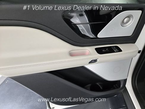Used 2026 Lincoln Aviator Reserve AWD/4WD image 20