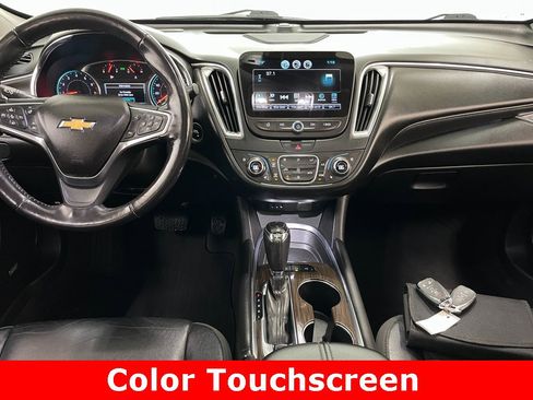 Used 2018 Chevrolet Malibu Premier w/ Premier Sun and Wheel Package image 2