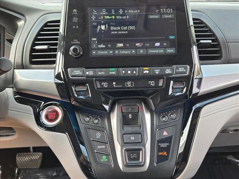 Used 2019 Honda Odyssey Elite image 12