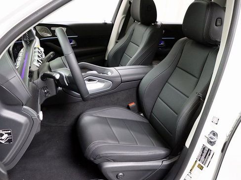 Certified 2026 Mercedes-Benz GLS 450 4MATIC image 12