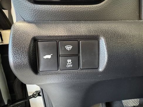 Used 2023 Honda Pilot Elite image 11