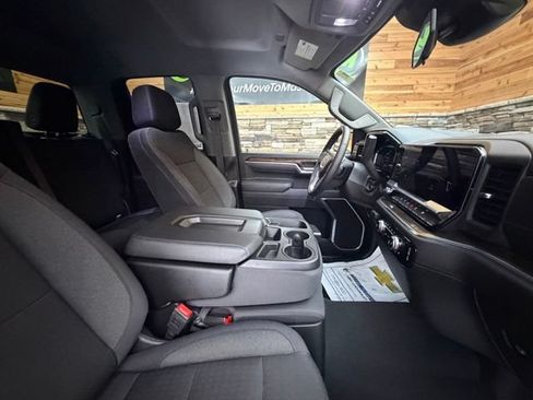 Used 2025 GMC Sierra 1500 Elevation AWD/4WD image 16