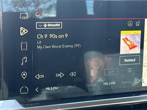 Used 2023 GMC Sierra 1500 Elevation image 12