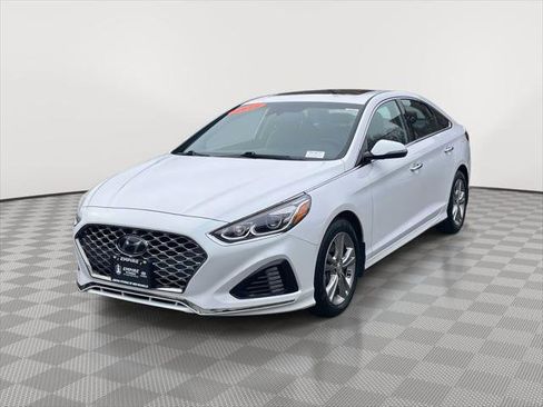 Used 2019 Hyundai Sonata Limited image 3