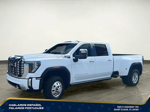 New 2026 GMC Sierra 3500 Denali w/ Denali Reserve Package AWD/4WD image 5