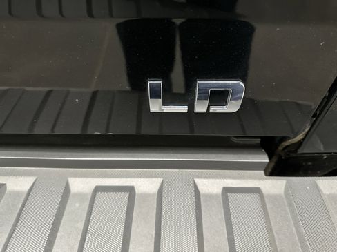 Used 2019 Chevrolet Silverado 1500 LT w/ All Star Edition image 12