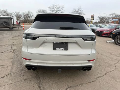 Used 2023 Porsche Cayenne Turbo w/ Premium Package Plus image 7