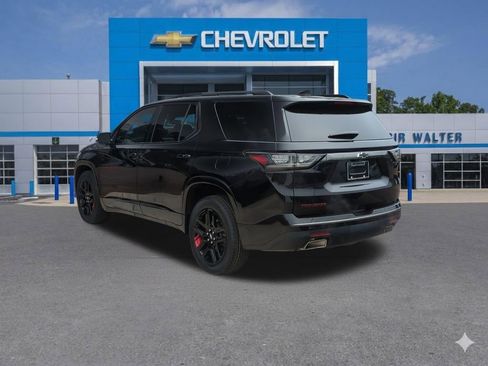 Used 2021 Chevrolet Traverse Premier w/ Redline Edition image 4