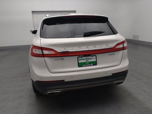 Used 2016 Lincoln MKX Reserve w/ Enhanced Security Package image 6