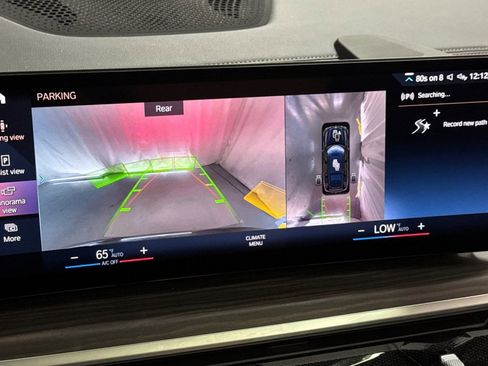 Certified 2023 BMW X7 xDrive40i w/ M Sport Package image 25