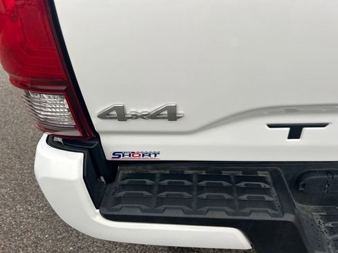 Used 2023 Toyota Tacoma TRD Sport image 47
