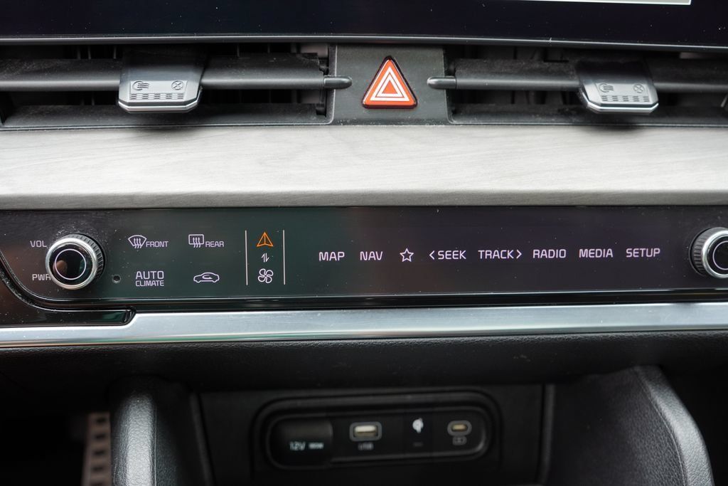 Certified 2023 Kia Sportage X-Pro AWD/4WD image 29