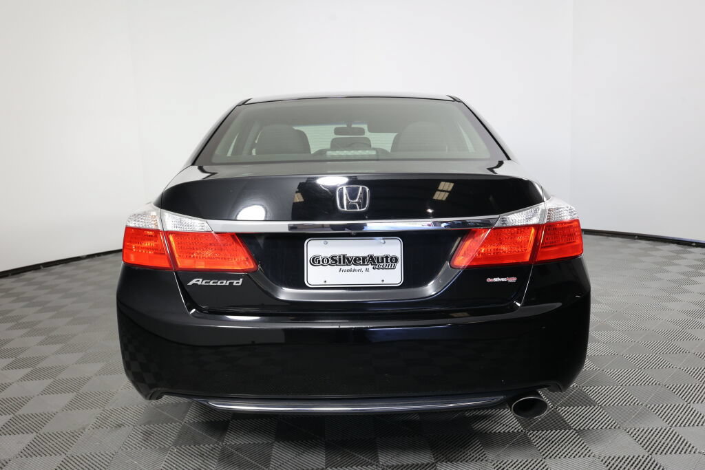 Used 2013 Honda Accord EX image 3