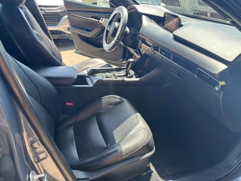 Used 2022 MAZDA MAZDA3 s image 12