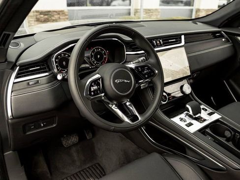New 2026 Jaguar F-PACE R-Dynamic S image 16