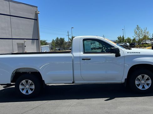Certified 2025 Chevrolet Silverado 1500 W/T RWD image 4