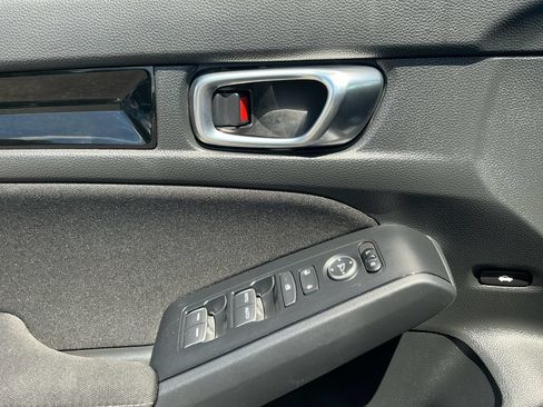 Used 2023 Honda Civic EX image 15