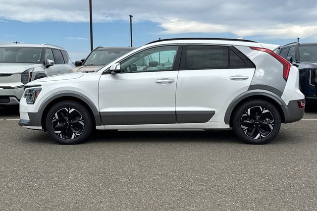 New 2026 Kia Niro Wave w/ Wave Preserve Package FWD image 10